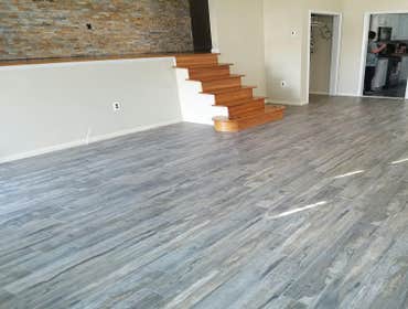 Natural Stone & Porcelain Tile Floor