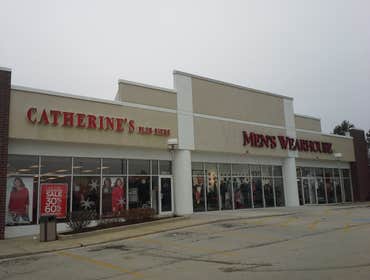 Exterior Painting of a Shopping Mall Painting of the exterior of a shopping mall in Chicago area.