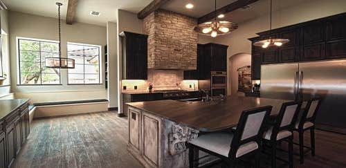 River Hills Homes