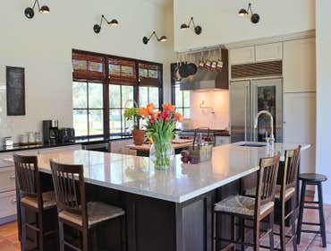 J&K White & Java Colored Kitch