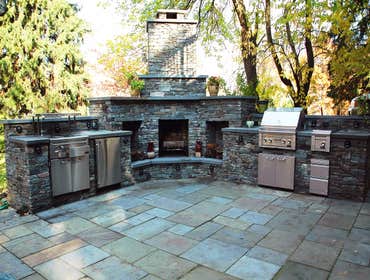 Outdoor Kitchen