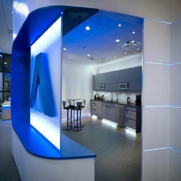 Aurora Corporate Headquarters THIS 11,000 SF OFFICE SPACE IS HOME TO THE US CORPORATE HEADQUARTERS FOR ONE OF THE UK'S LEADING LIGHTING MANUFACTURER. 