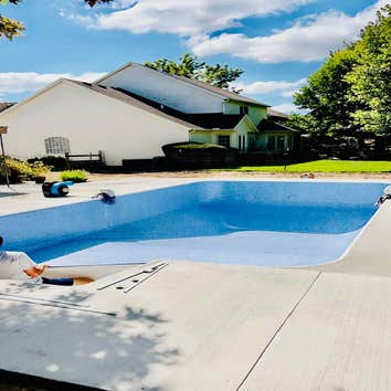 Glass City Pools