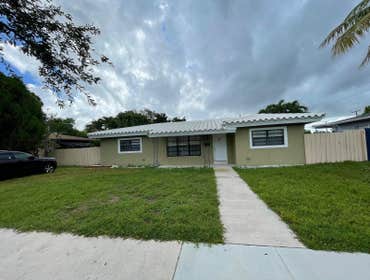 Home Addition / 1410 North Miami, FL Home addition & full interior remodeling