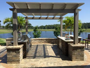 Outdoor/Summer Kitchens and Pergolas