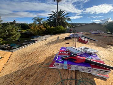 GAF Timberline HDZ RS Installation of GAF Reflector Series shingles with ridge vent