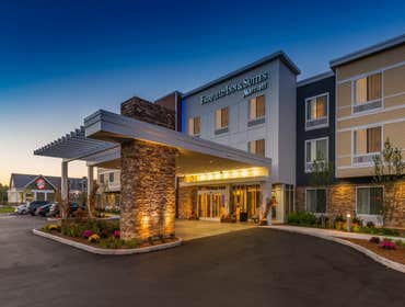 Fairfield Inn & Suites by Marriott 43,595 SF | 85 Guest Rooms | Completed in August 2016