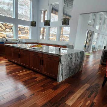 Arenas & Marble LLC