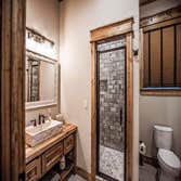 Luxury Custom Cabins