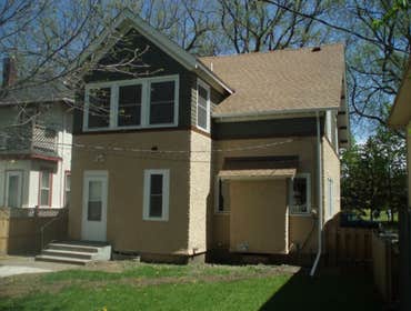 Remodels 1653 RUSSELL AVENUE
completed March 2009