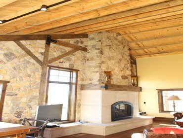 Hunting Lodge - Crook