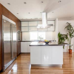 Photo(s) from Luxus Construction