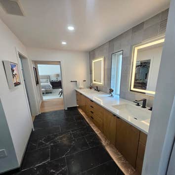 Frontstar Construction LLC | bathroom remodeler Farmers Branch
