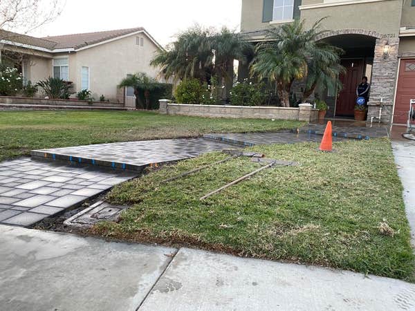 pavers walkway