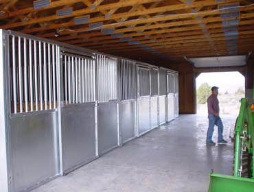 Custom Stalls