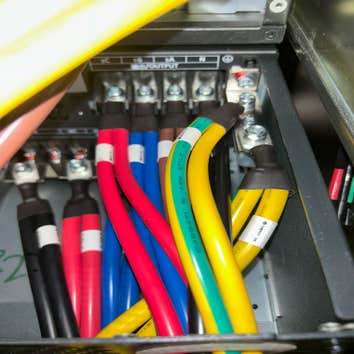 UPS Terminations and Configuration