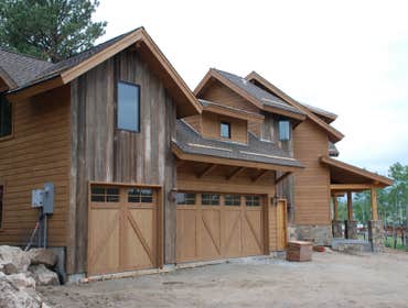 Works by McCreery Homes, Inc
