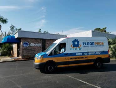 Photos by Floodpros, Usa #1