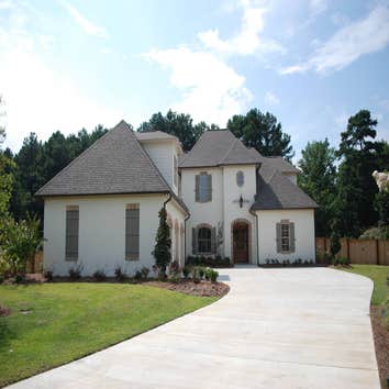 Custom Home - Flowood, MS