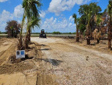 Johnny Mobile welding lot Land deployment order / Restoration of property