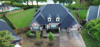 Level Up Roofing & Construction