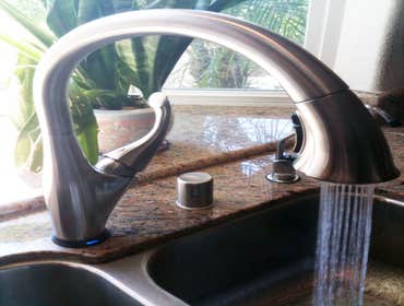 Kitchen Sink Faucet Installed