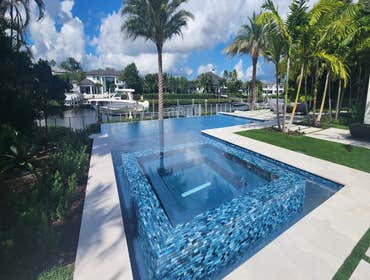 Admiral Cove Pool Builders