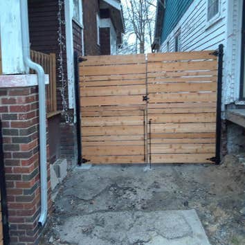 Custom Spaced Horizontal Cedar