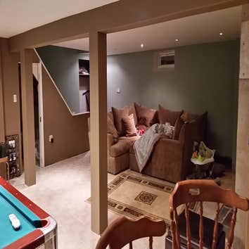 Pomptain Lakes basement