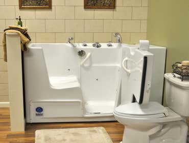 Sarasota, FL Rane side access walk-in bathtub Lifestyle Remodeling offers a large selection of walk-in bathtubs to meet your needs and budget. Call tod