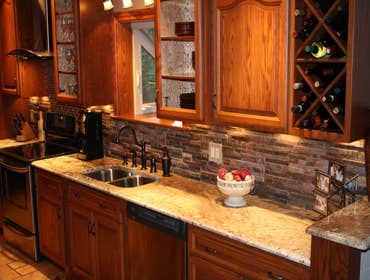 Works by Eos Granite And Tile