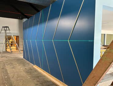 ⚡ Custom Architectural LED Lighting Installation Design-focused architectural LED lighting installation completed for a modern commercial interior envi
