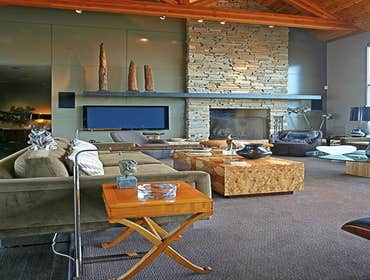 A VACATION RESIDENCE