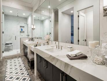 Luxury Urban This urban luxury home features many unique finishes to the downtown Phoenix area. The kitchen boasts finishes such as concrete counters,