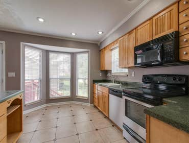 1957 Timberline Way