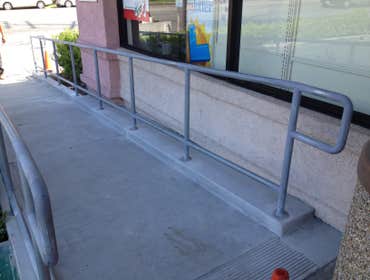 Photo(s) from M&R Fencing