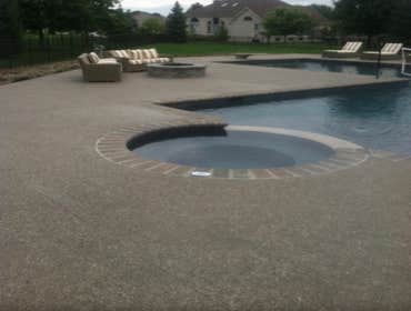 Exposed Aggregate Pool Decks photo, by Potoroka Concrete
