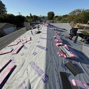 Shingle Roof Installation in Los Angeles