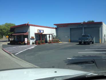 Healdsburg Fincher's auto shop