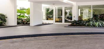 Commodore Club South Key Biscayne. Lobby Floor Installation.