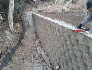 14 feet high wall