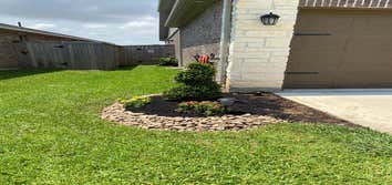 Meliton Landscaping & Tree Services