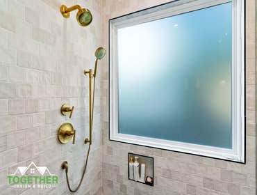 Tanaqua Ln – Bathroom Remodel