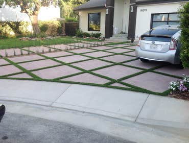 Driveway Pavers Turf - Encino