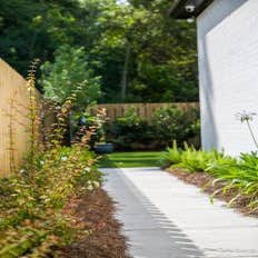 Flora Landscape Contractors Ll​c