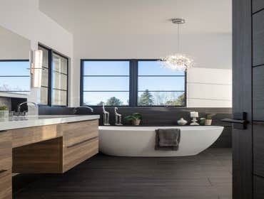 Meadow Ridge Dream Bathroom