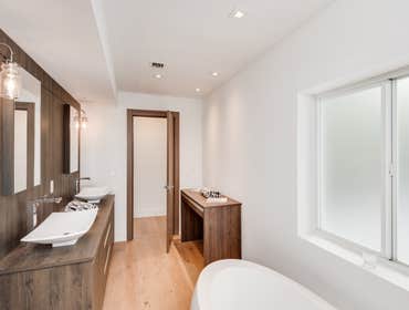 BATHROOM FLOOR