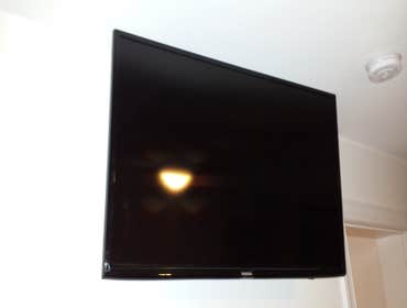 Flatscreen TV
