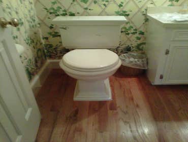 Comfort height toilet