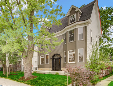 425 S 19th Ave Maywood IL 60153 5 Beds
2.5 Baths
5127 Sq Ft